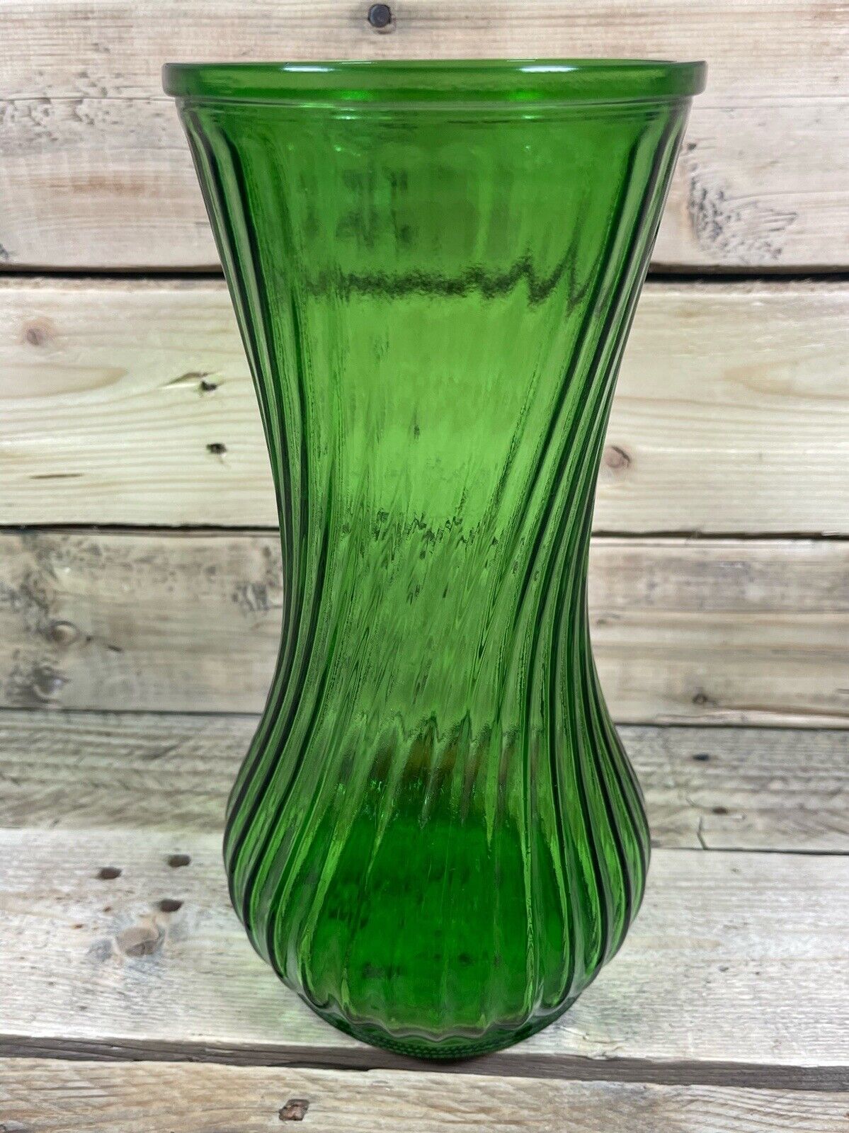 Green Depression Glass Flower Vase 10x5 Twist Ribbed Wide Emerald Decor Vintage