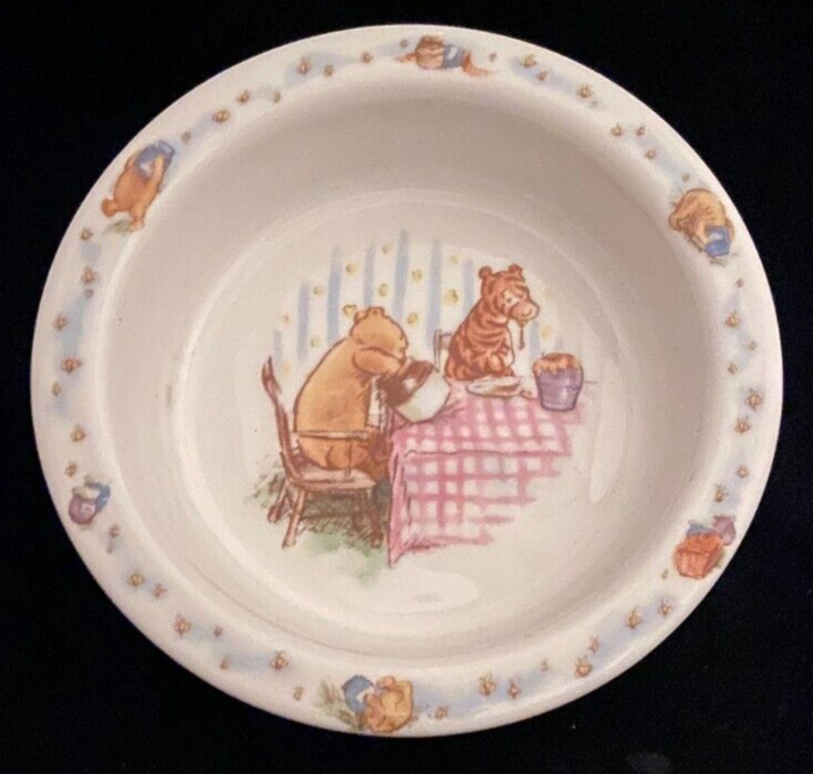 Royal Doulton Winnie the Pooh and Tigger Disney Child's Bowl