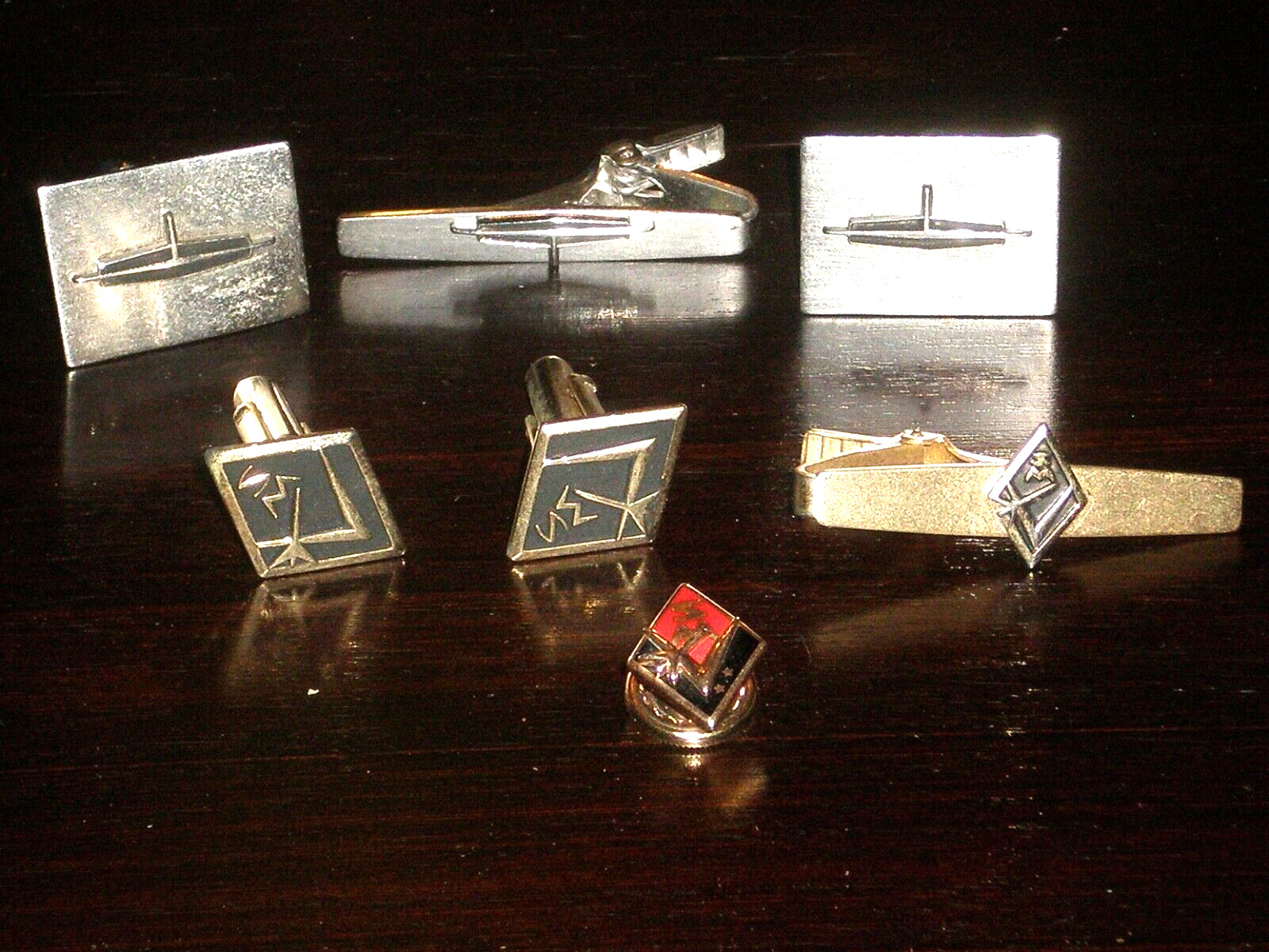 Oldsmobile Jewelry Tie Tacks Cuff Links & 10K Gold Pin 60s Promotional
