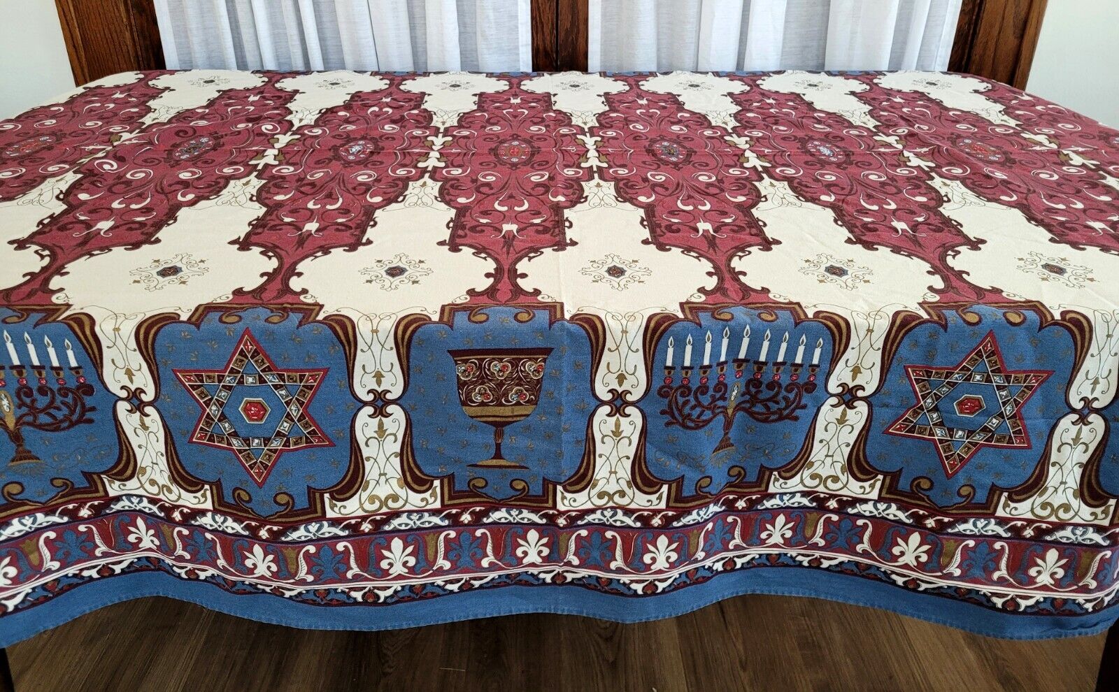 Hanukkah Menorah Wine Star Holiday Vintage Tablecloth 60x80 Nouveau Rectangle
