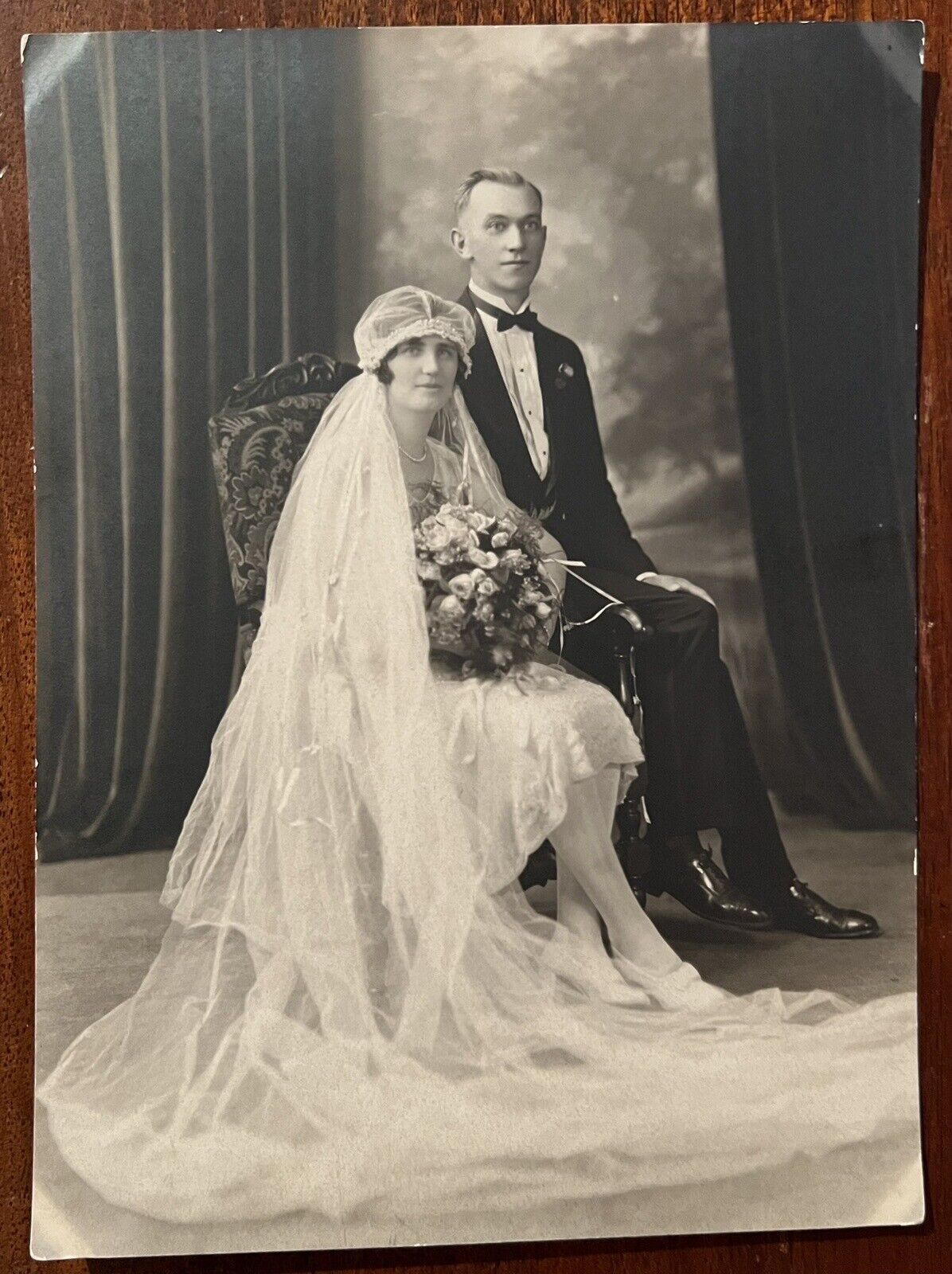 VTG 1920's Formal Wedding Portrait Flapper Bride Headpiece Crossed Ankles