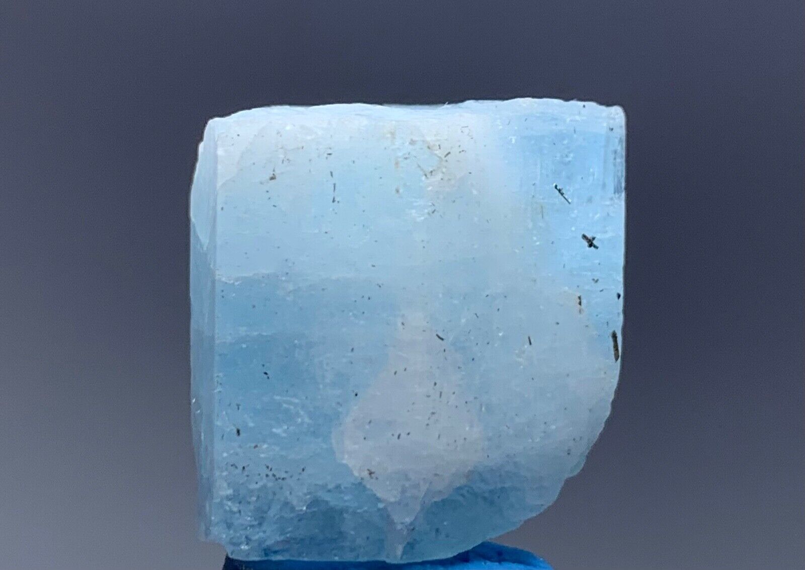 101 Cts Sky Blue Colour Aquamarine Crystal from Skardu Pakistan.s