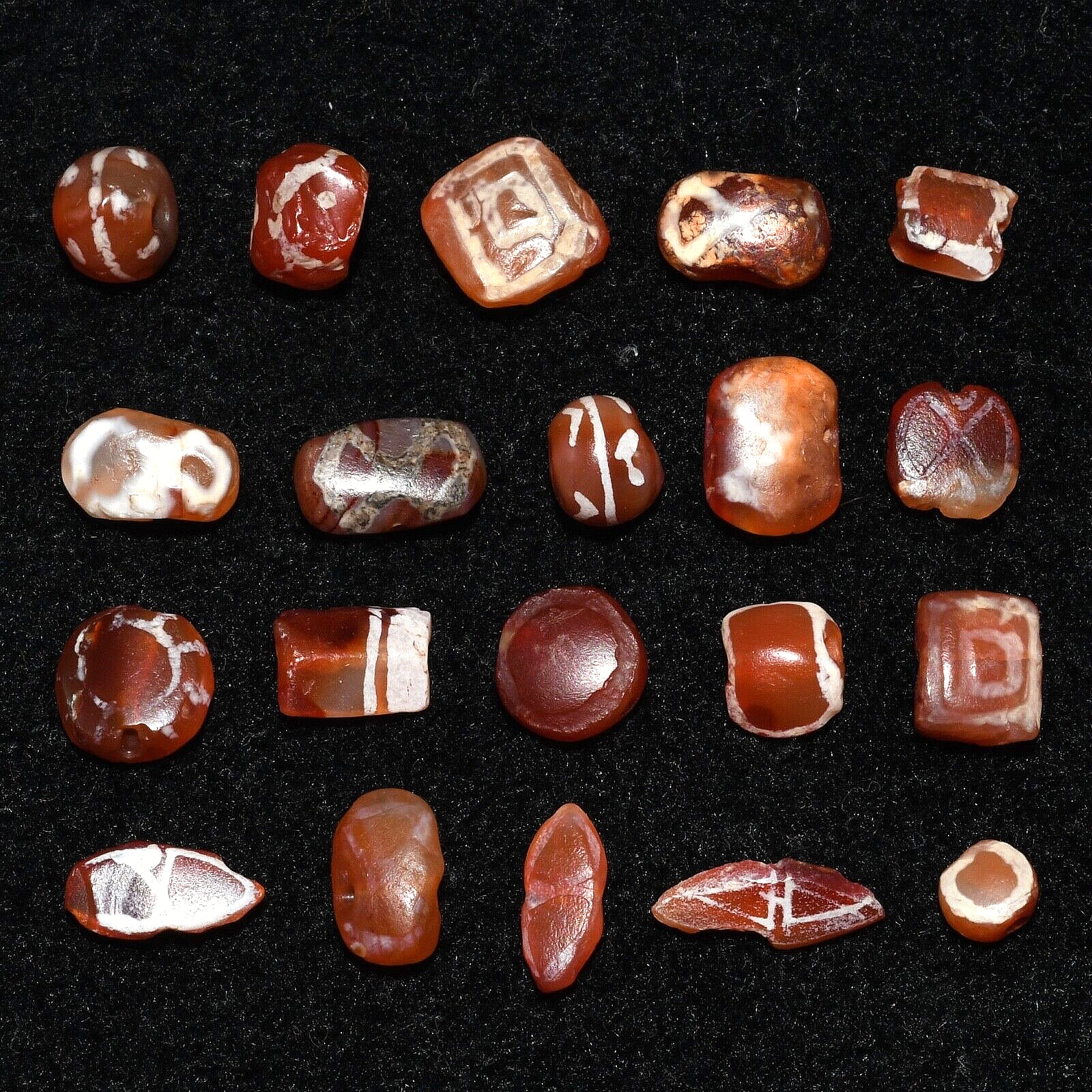 20 Rare Ancient Etched Carnelian Beads with Rare Pattern in Very Good Condition
