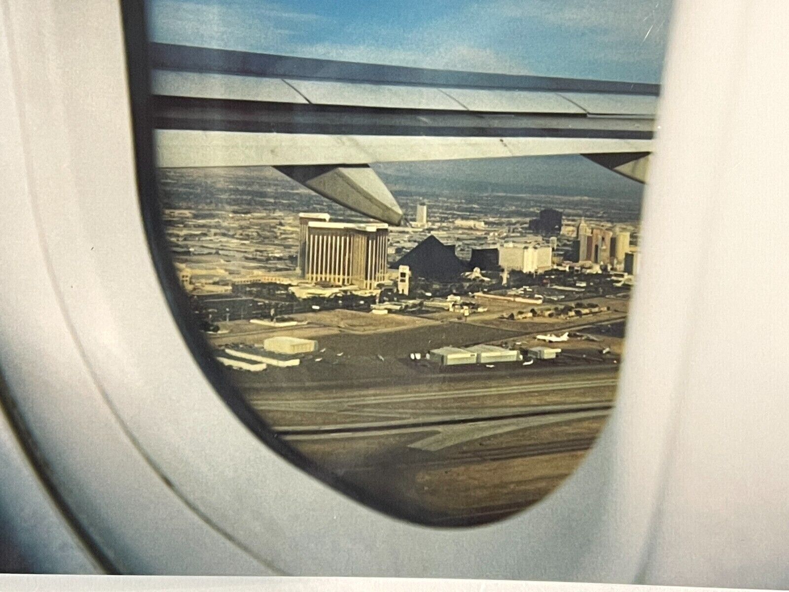 Z1 Photograph 4X6 Color Above Las Vegas Strip Luxor Casino Airplane Window POV