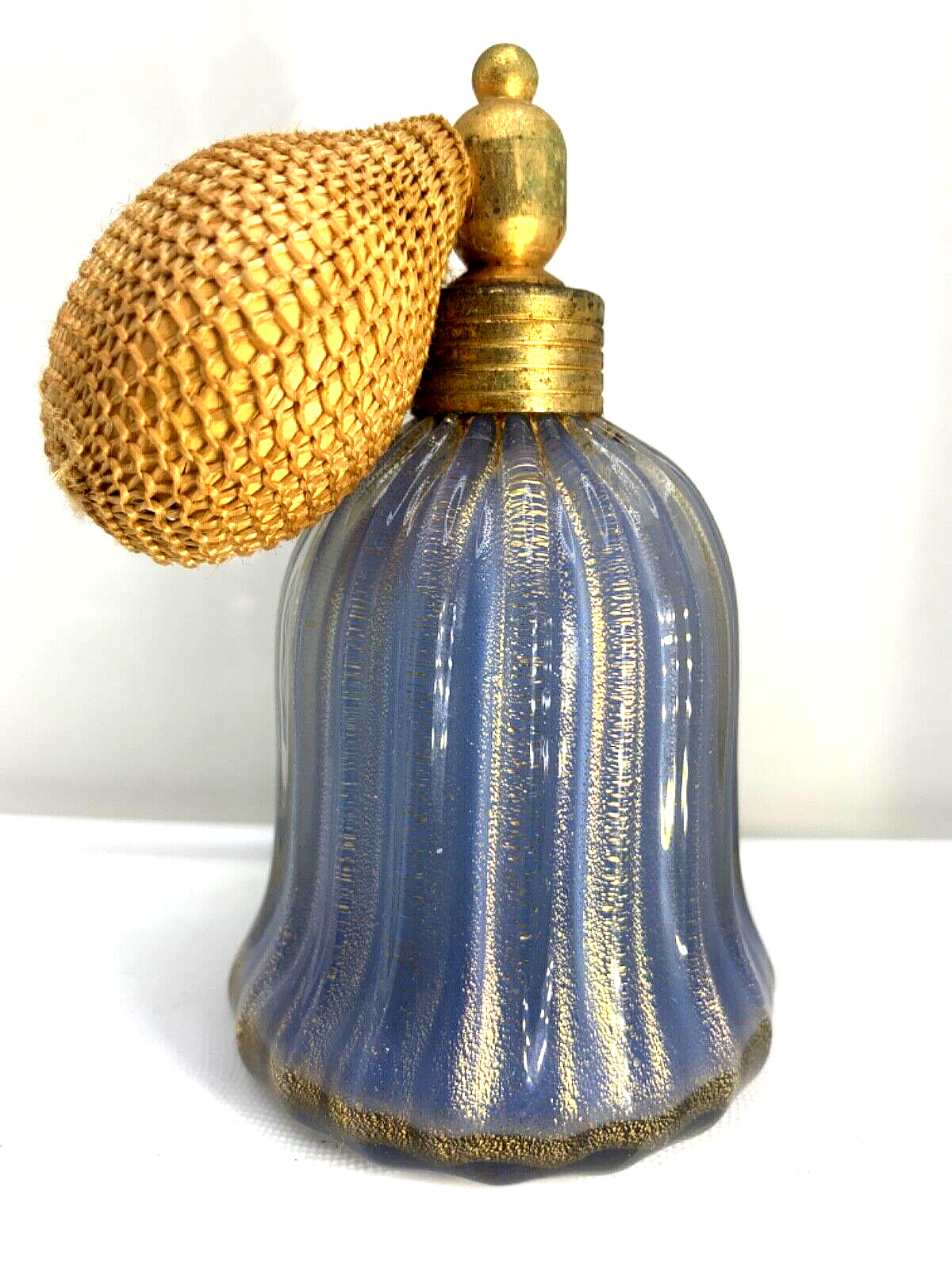 Gleaming   VTG perfume atomizer.  Gold-dusted Segoso Murano Glass Italy.  1950s