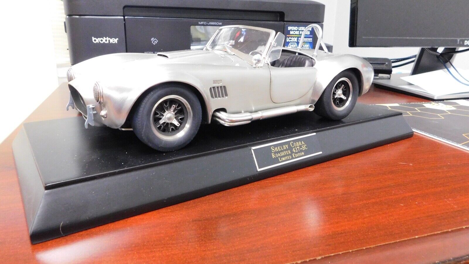 Franklin Mint 1:12 Scale Solid Pewter Die Cast Shelby Cobra 427SC