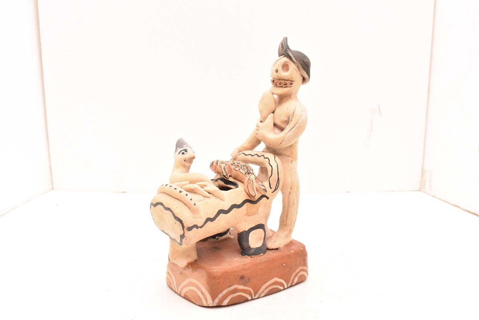 VTG Ocumicho Pottery Mexican Folk Art Skeleton Wheelbarrow statue Sculpture
