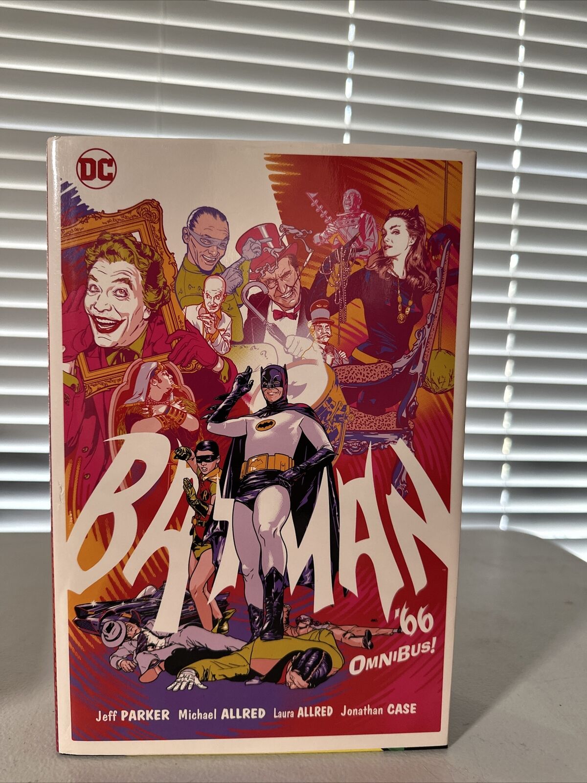 BATMAN '66 Omnibus DC Comics HC   - SHIP NOW