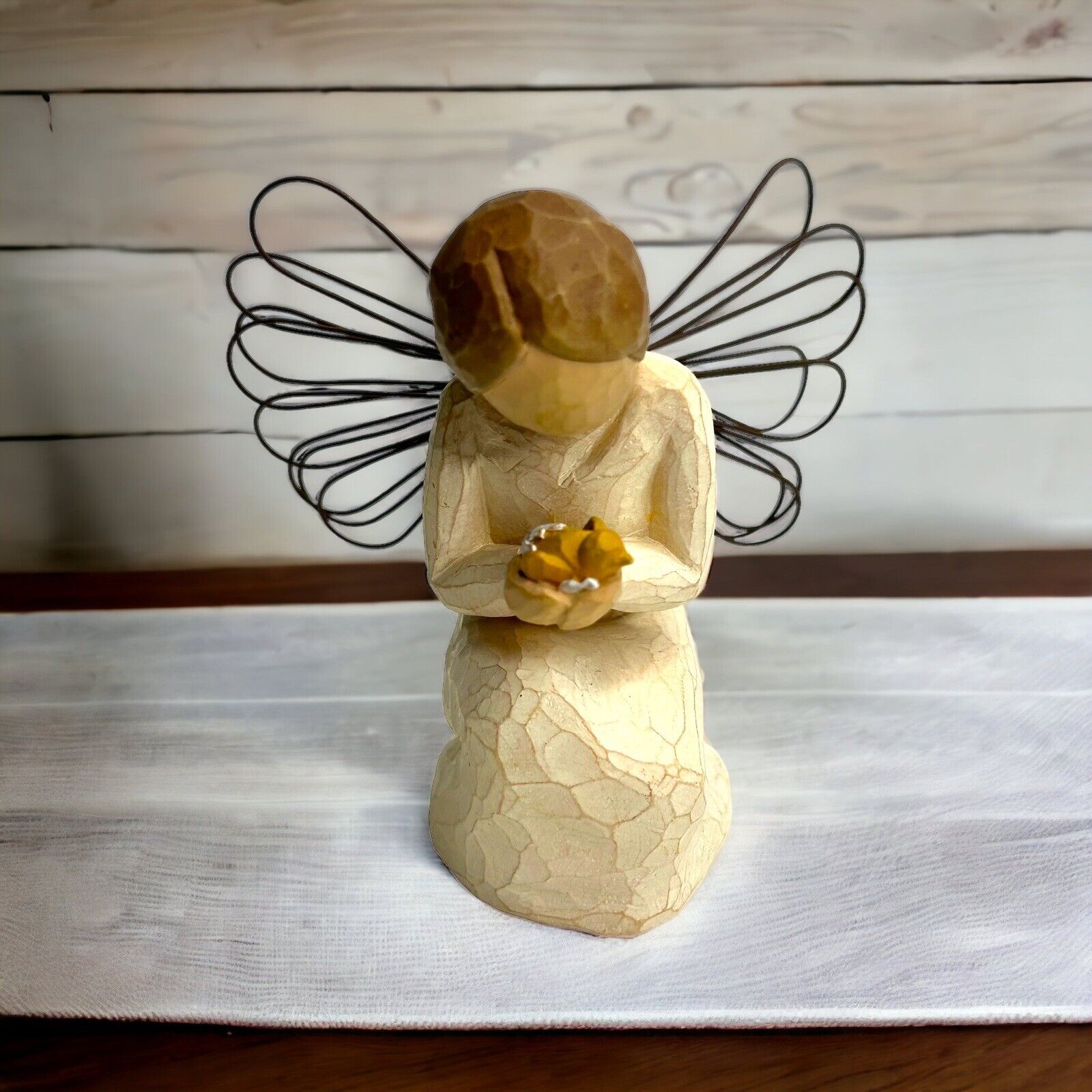 Willow Tree Angel of Miracles Demdaco Praying Angel Bird Figurine Susan Lordi