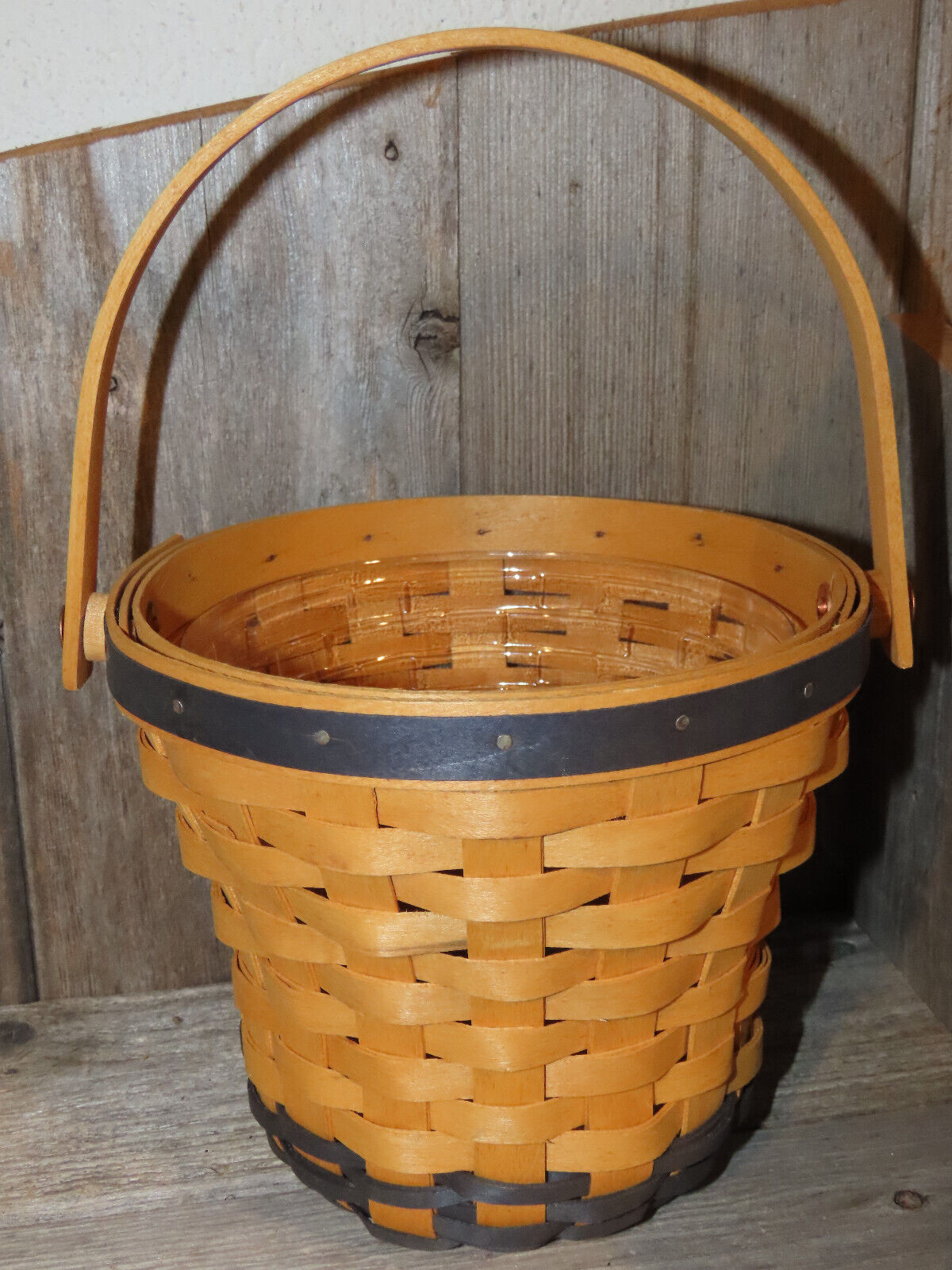 Longaberger 1999 May Series Daisy Basket w/ Protector