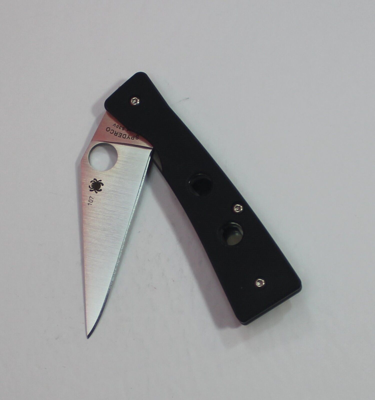 New in Box Numbered C132GP SPYDERCO Chokwe Folding Knife