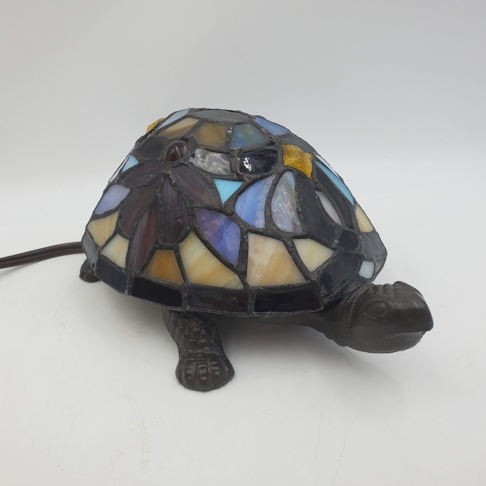 Quoizel Stained Glass Tiffany Style Turtle Night Light Lamp Metal  Electric