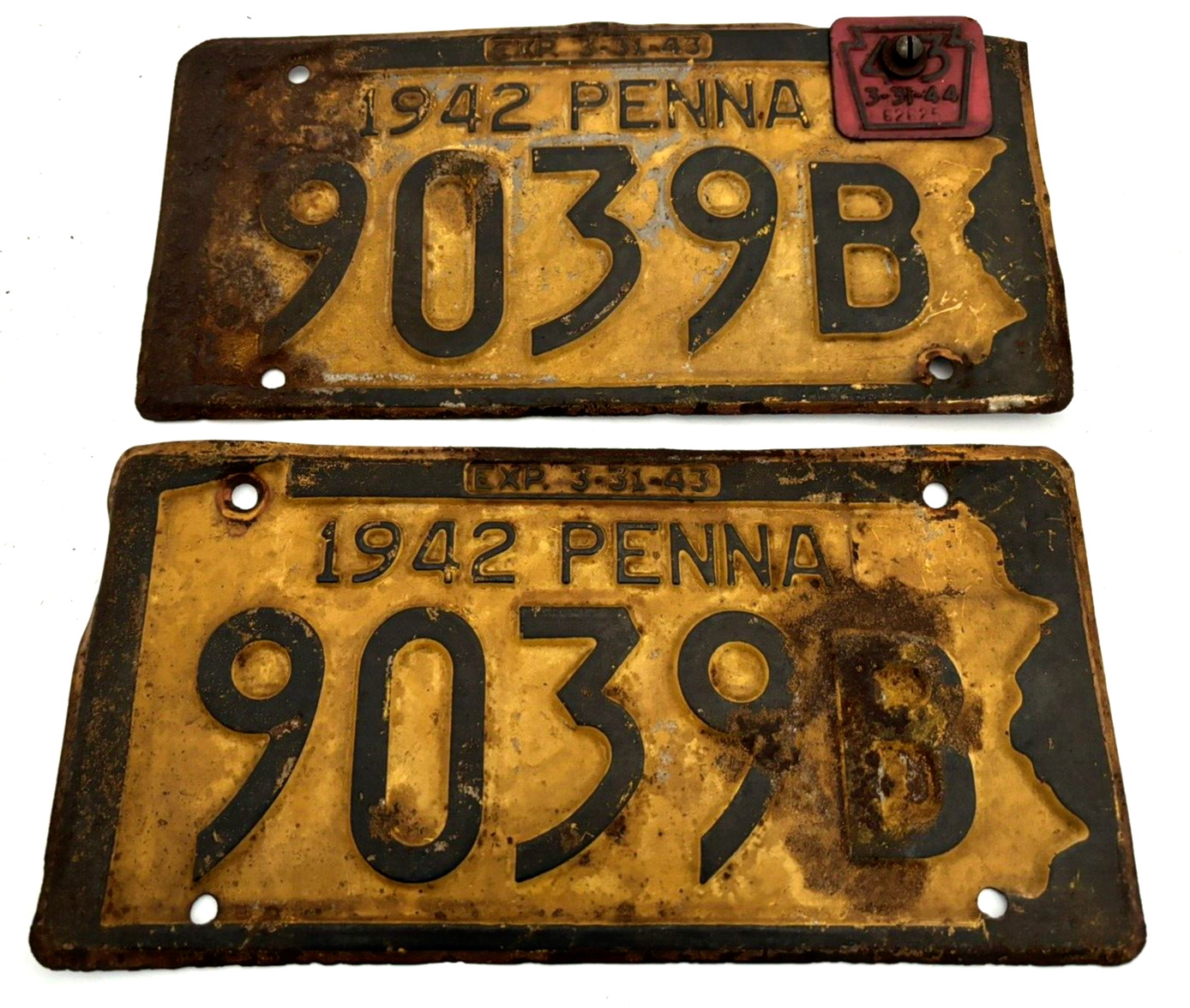 (2) Vintage 1942 Pennsylvania License Plates- 9039B Yellow