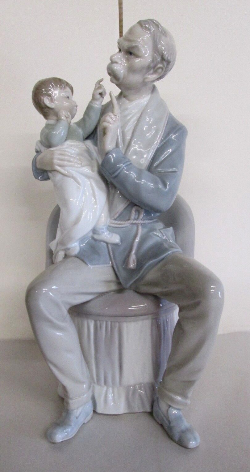 LLADRO # 4654_THE GRANDFATHER 1969 RETIRED ITEM & GREAT_FROM MY OWN COLLECTION