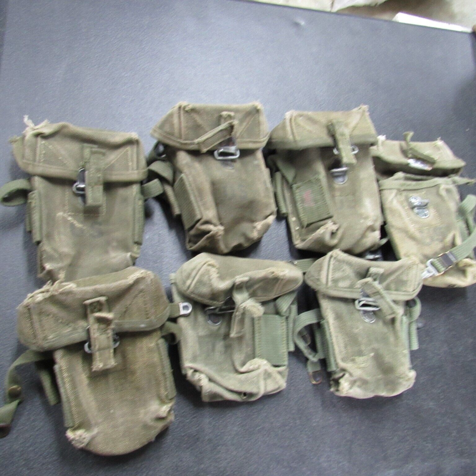 US GI M-56 Universal small arms pouch Vietnam ROUGH Heavy wear  (RO)