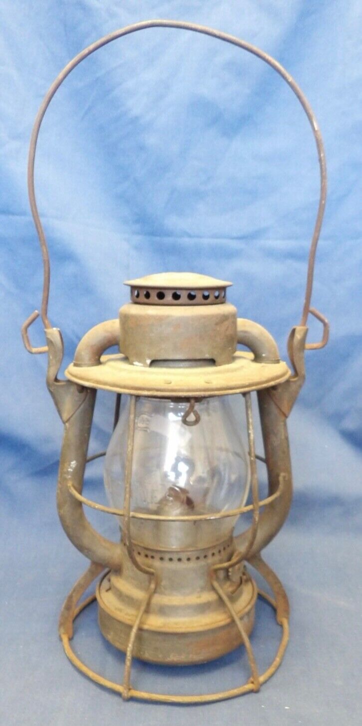 Antique Dietz Vesta New York & Central RR Lantern CNX Clear Globe