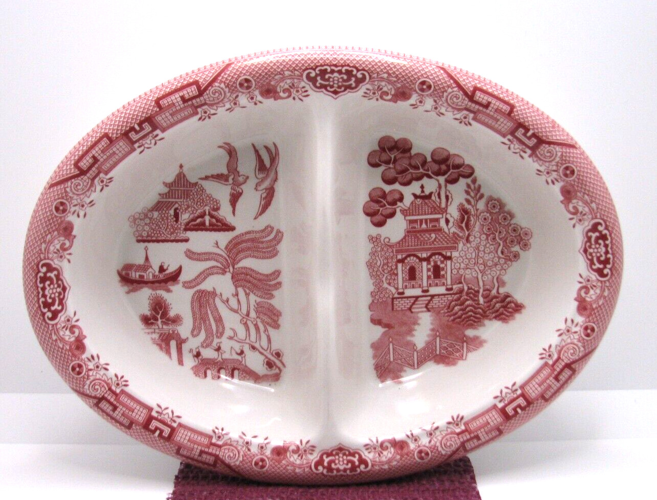 Churchill Red Willow Pink Rosa Divided Oval Vegetable Serving Dish 9-3/4\