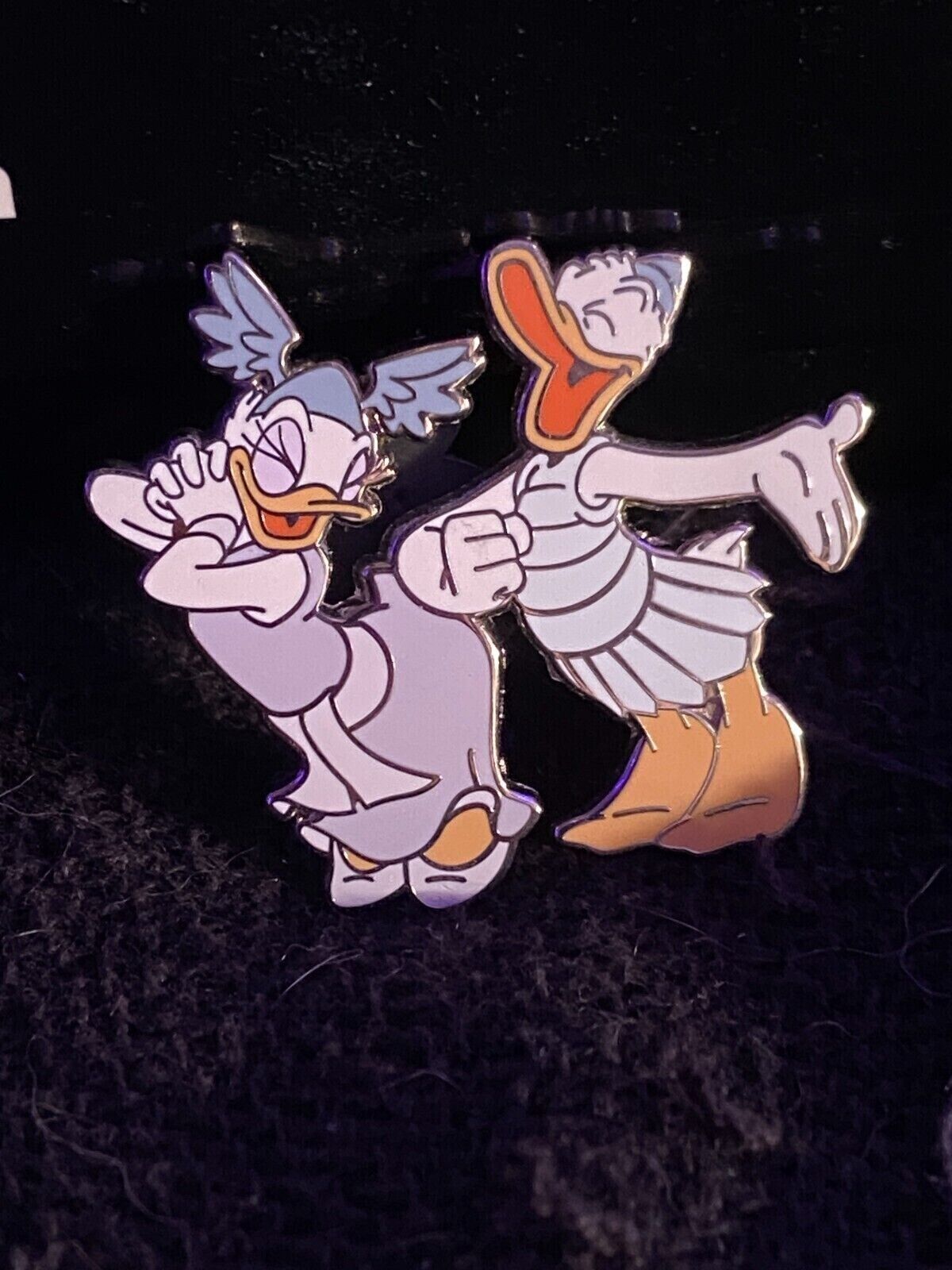 Disney 2008 Donald and Daisy Greek Goddess Trading Pin