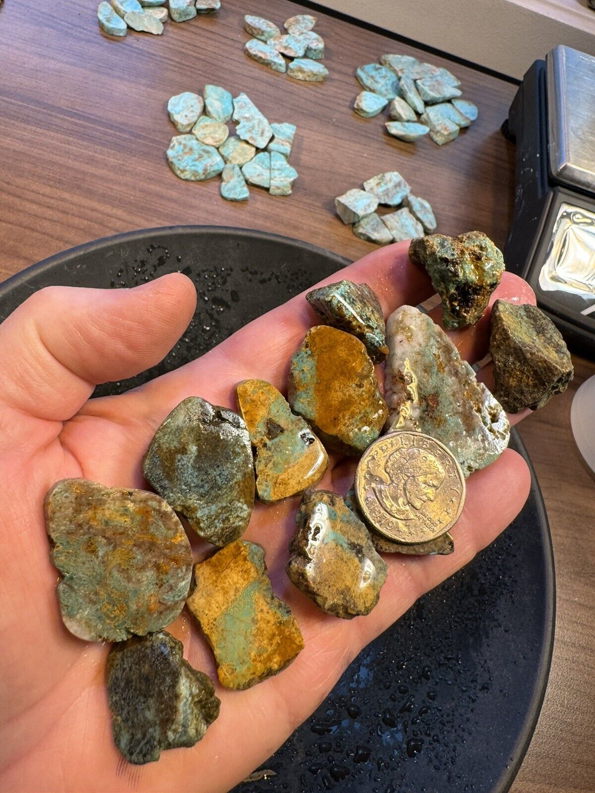 Hachita Super Grade Turquoise.  109 g Of slabs and nuggets Get What You See