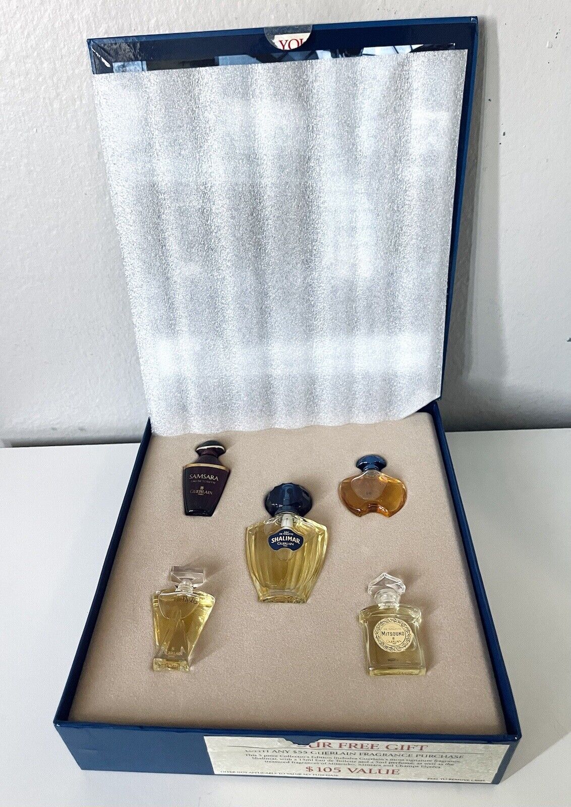 Vintage Guerlain Mianiature Collection  5 Eau de Toilettes in Gift Box NeverUsed