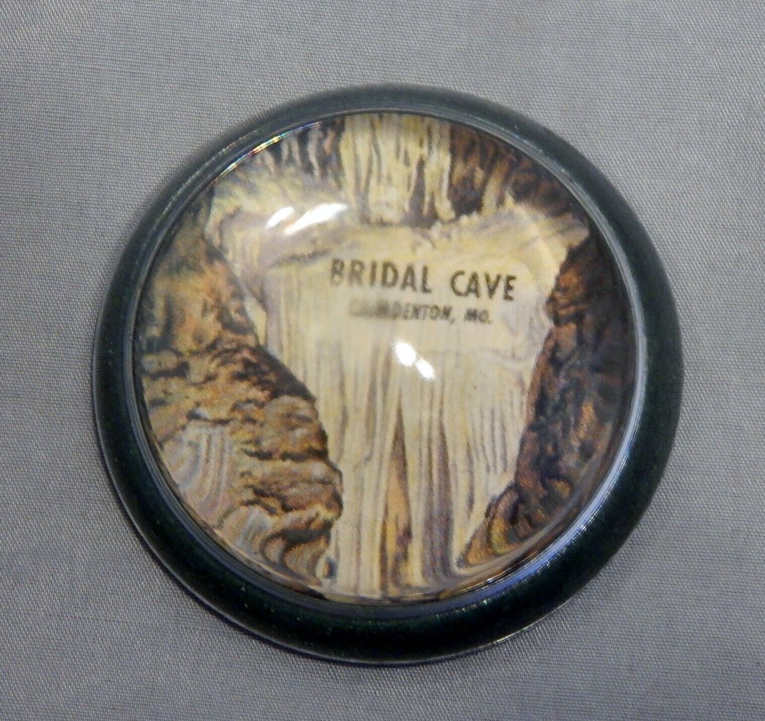Vintage Glass Paperweight Bridal Cave Camdenton Missouri