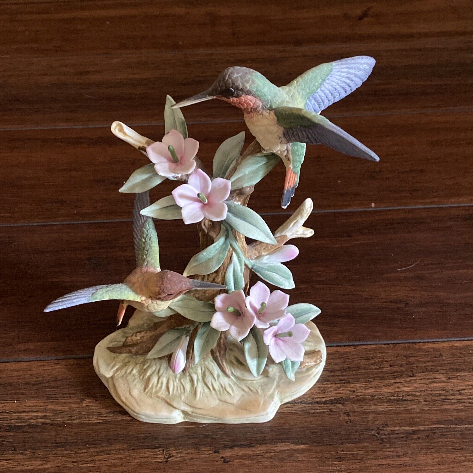Vintage Ethan Allen Hummingbirds Bird Pink Flowers Figurine MINT condition 3223