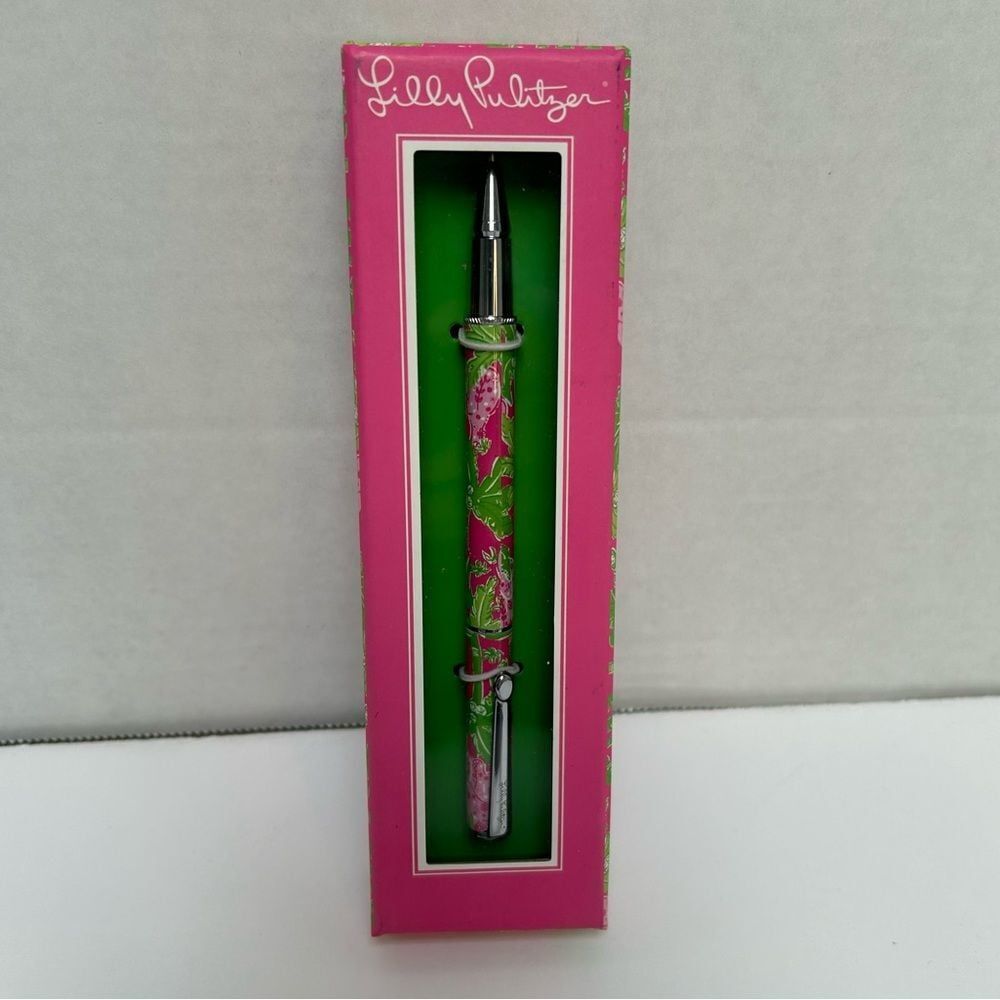 Lilly Pulitzer Taboo New in Box Ballpoint Pen Pink and Green