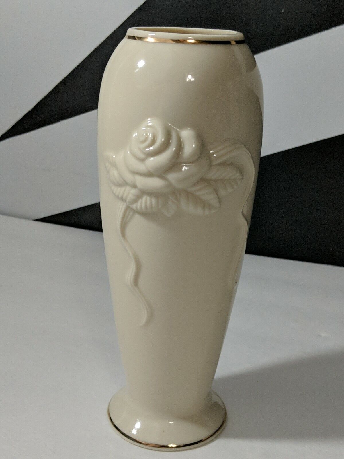 Lenox Rosebud Collection Bud Vase Gold Accents 7.25\