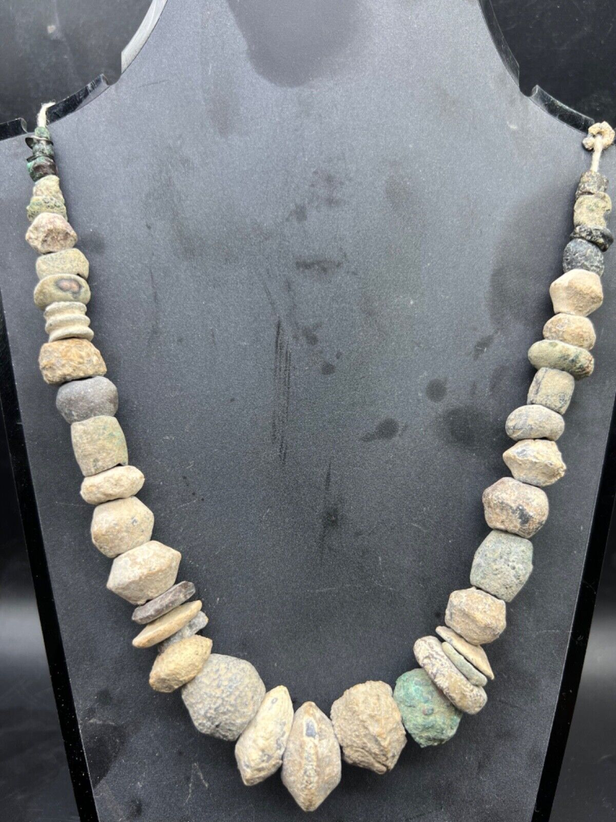 Rare Ancient Old Islamic Underground Bronze Beads Sting