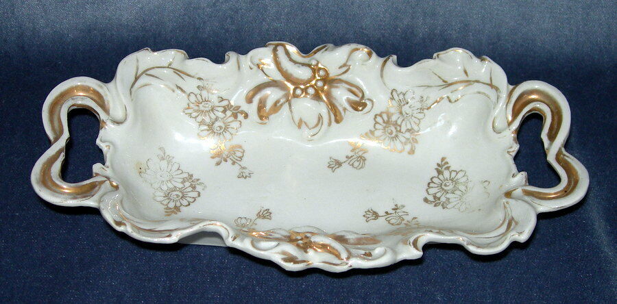 Antique Victorian Porcelain Gilded Bowl Rectangular Handles 4