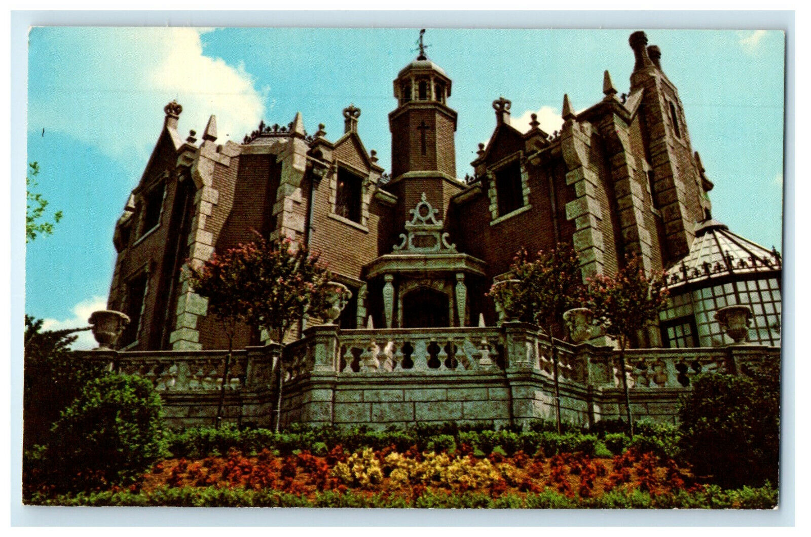 c1960\'s The Haunted Mansion Walt Disney World Florida Unposted Postcard