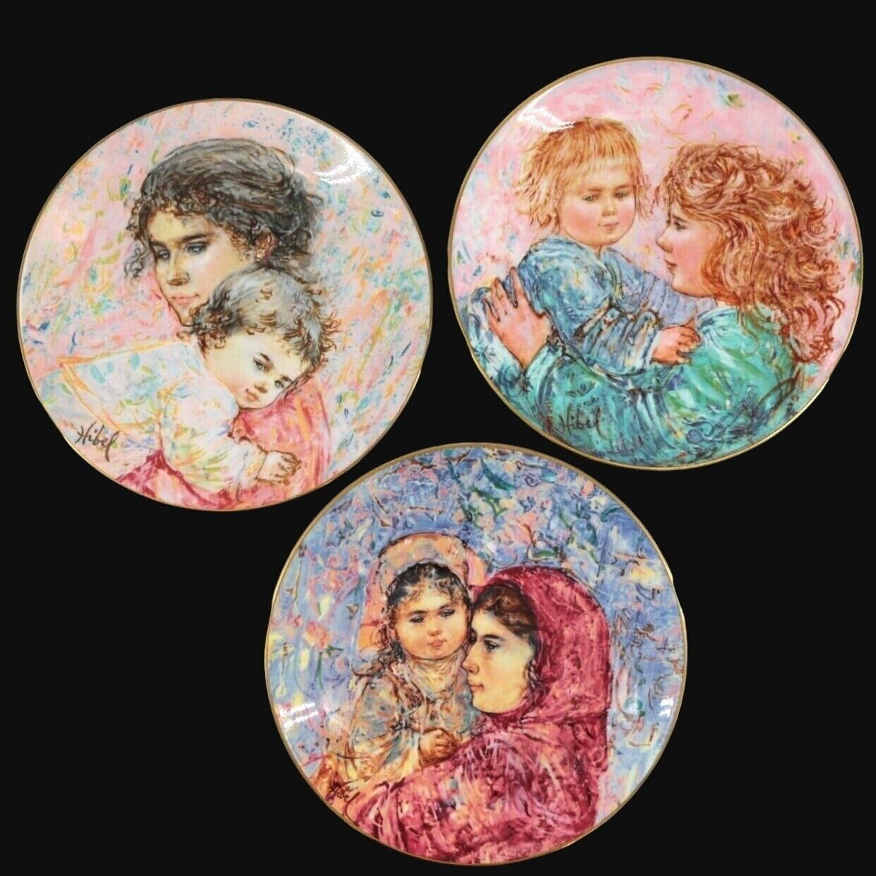 Vintage Set of 3 Edna Hibel Mother and Child Collector Plates, by Royal Doulton.