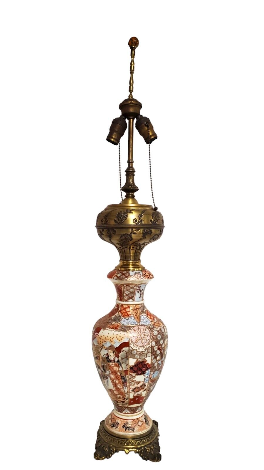 Large Vintage Red White Asian Chinoiserie Brass Urn 3 Way Porcelain Table Lamp