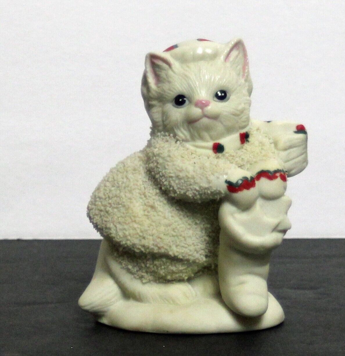 Lefton Kitty Snowflake Figurine Cat Holding a Stocking w/Stars Bisque 1992 00490