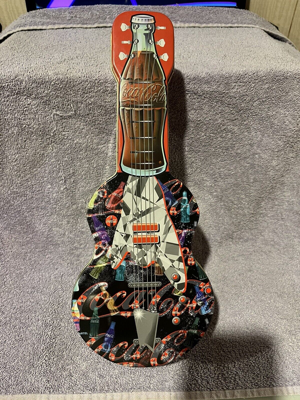 COCA COLA CAN GUITAR with Fantastic Collectible