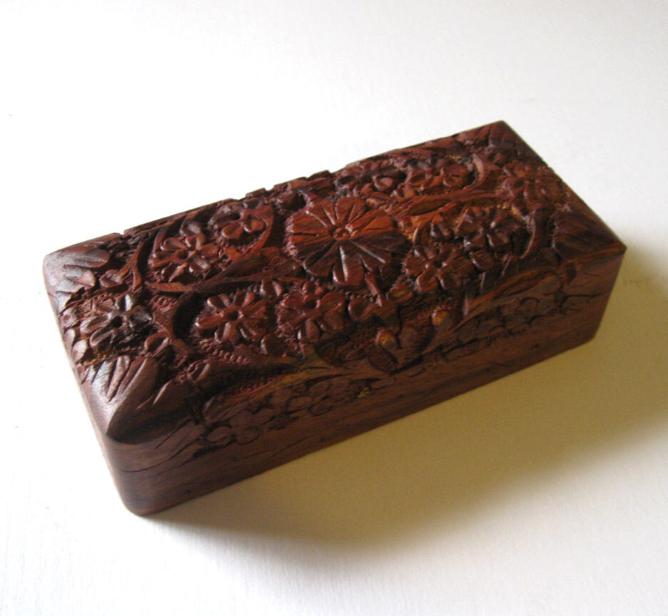 New Hand Carved Wood Keepsake Stash Trinket Box Wooden Flower Pattern S