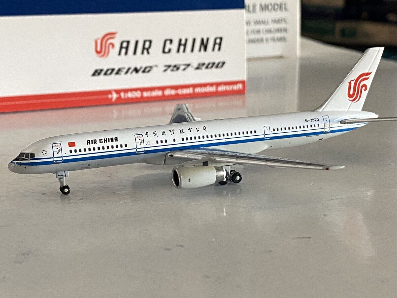 Gemini Jets Air China Boeing 757-200 1:400 B-2820 GJCCA1022