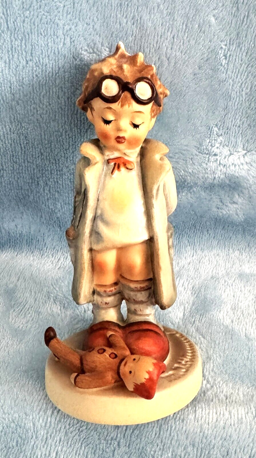 Vintage Goebel Hummel Figurine – Doctor #127