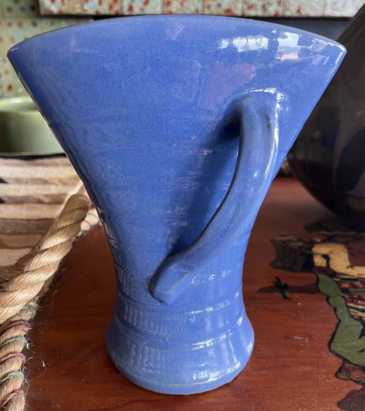 🔥Seldom Seen 8.5” Delphinium Blue Bauer Matt Carlton Ring Fan Vase With Handles