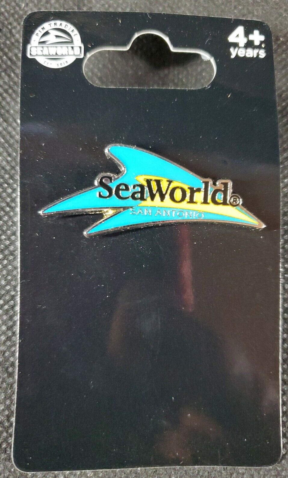 . SeaWorld San Antonio Amusement Park Pin BRAND NEW Wave Logo Sea Life Ocean
