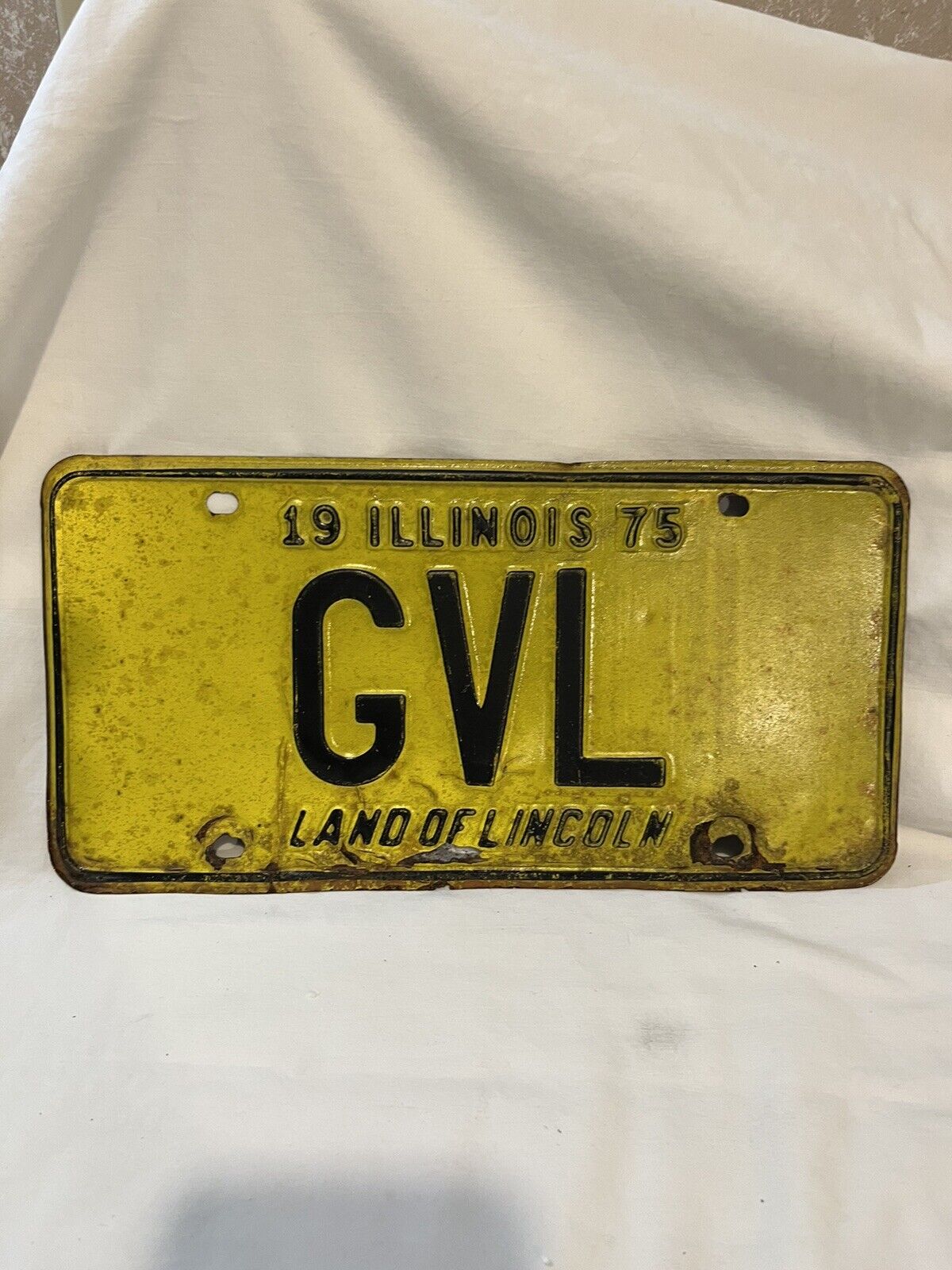 Vintage License Plate GVL Illinois 1975 Land of Lincoln