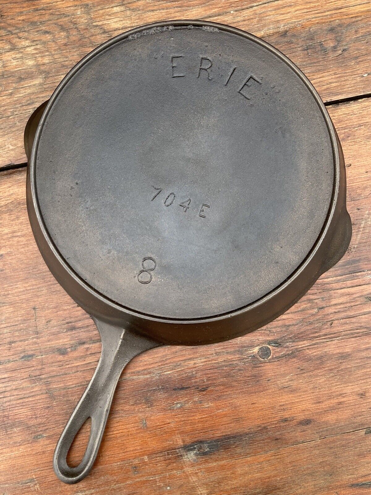 Pre Griswold Erie #8 Third Series Cast Iron Skillet