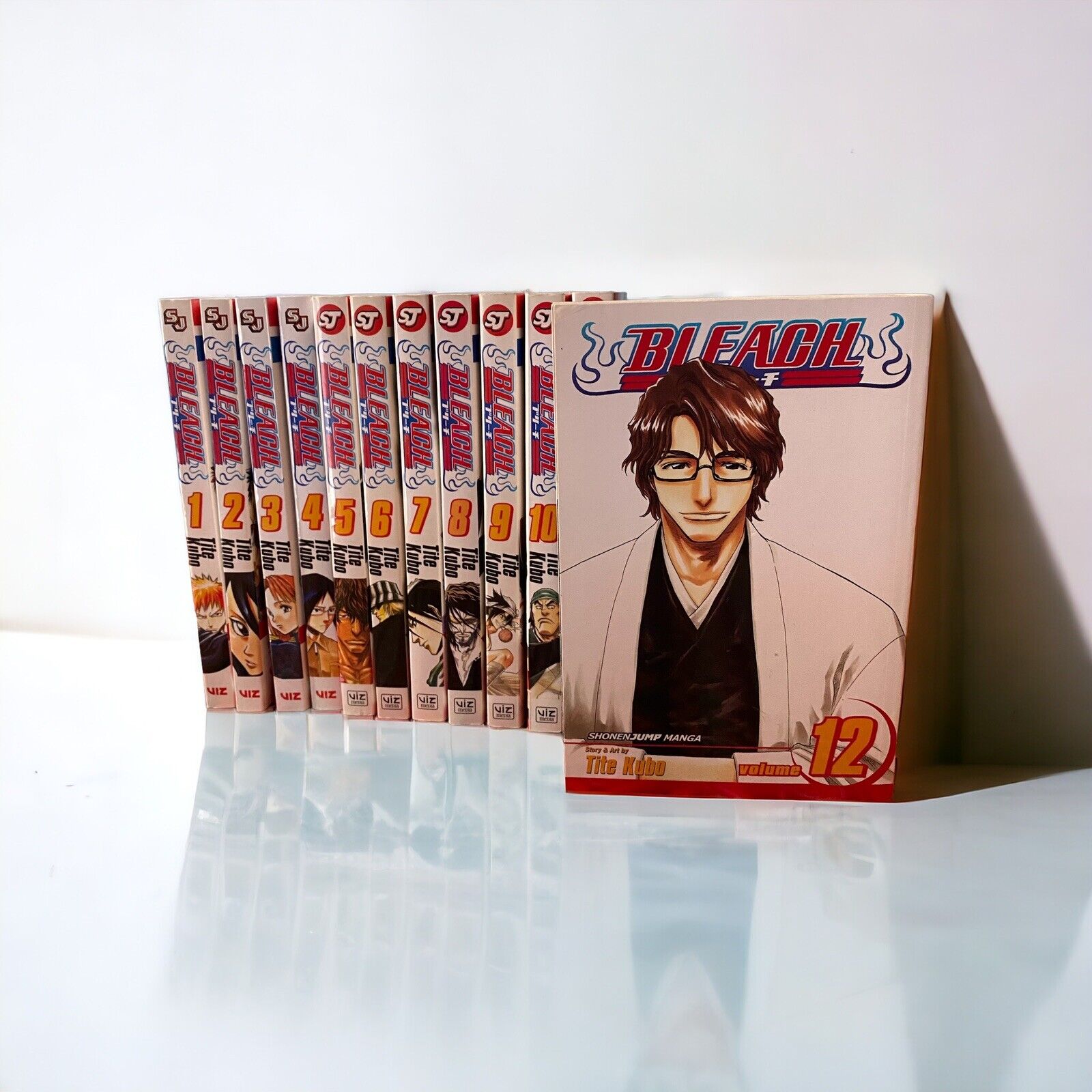 Lot of 12 Shonen Jump Bleach Manga Books: Volumes 1-12 English by Tite Kubo Lot