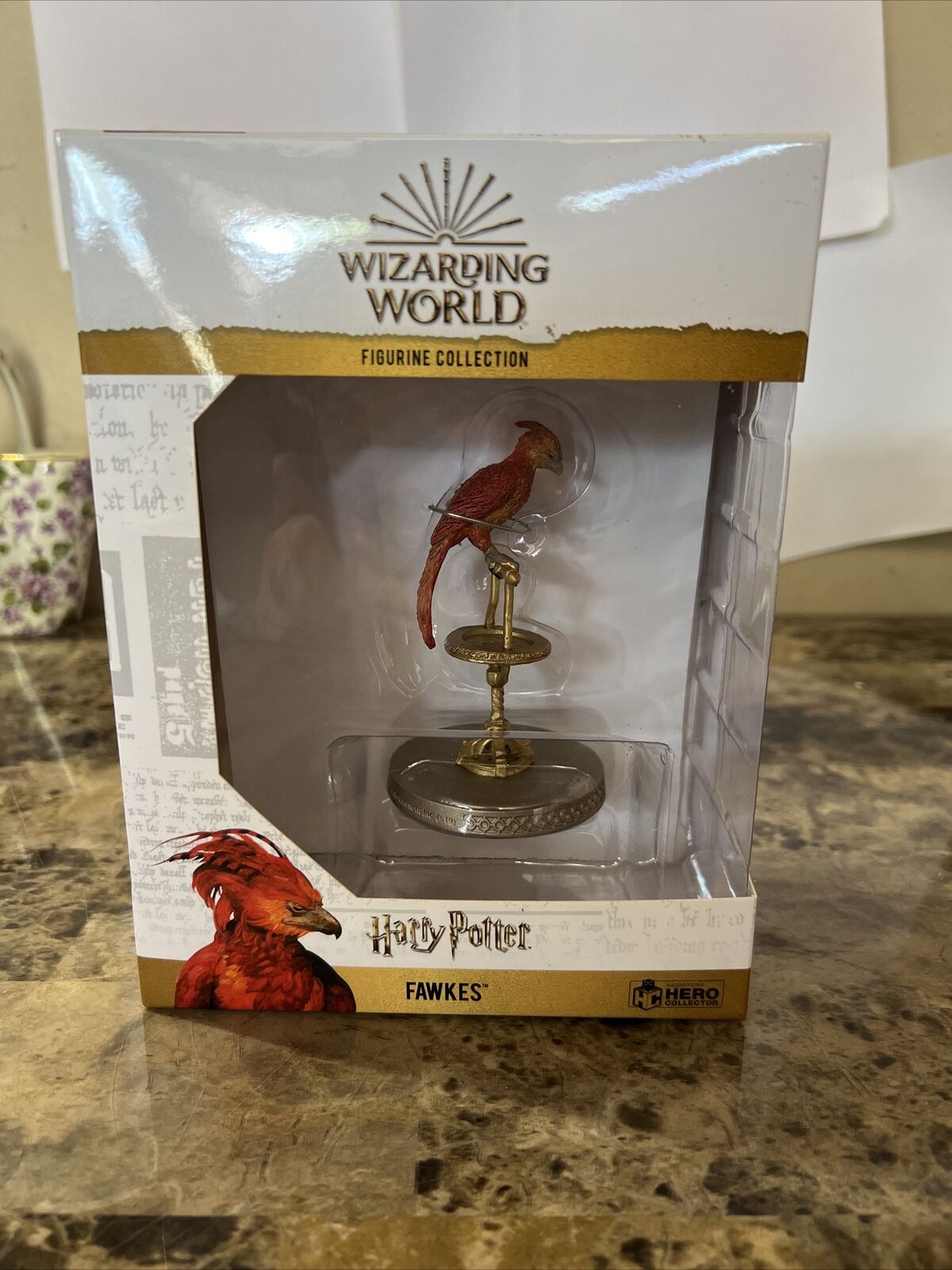 Harry Potter Wizarding World 1:16 Scale Figure | 009 Fawkes (w/ Study Props)