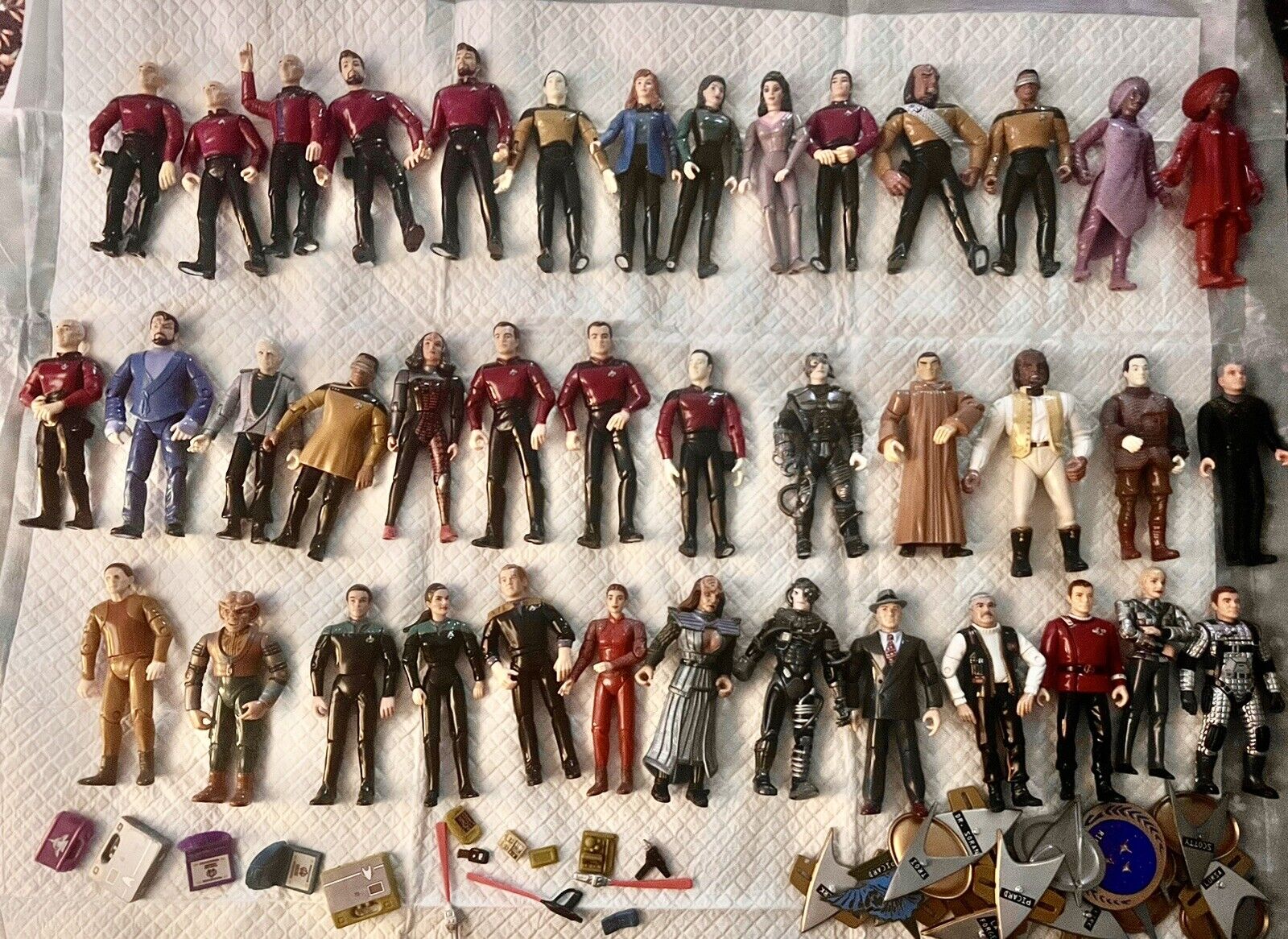 Star Trek Playmates Action Figures 40 Lot Loose Figures