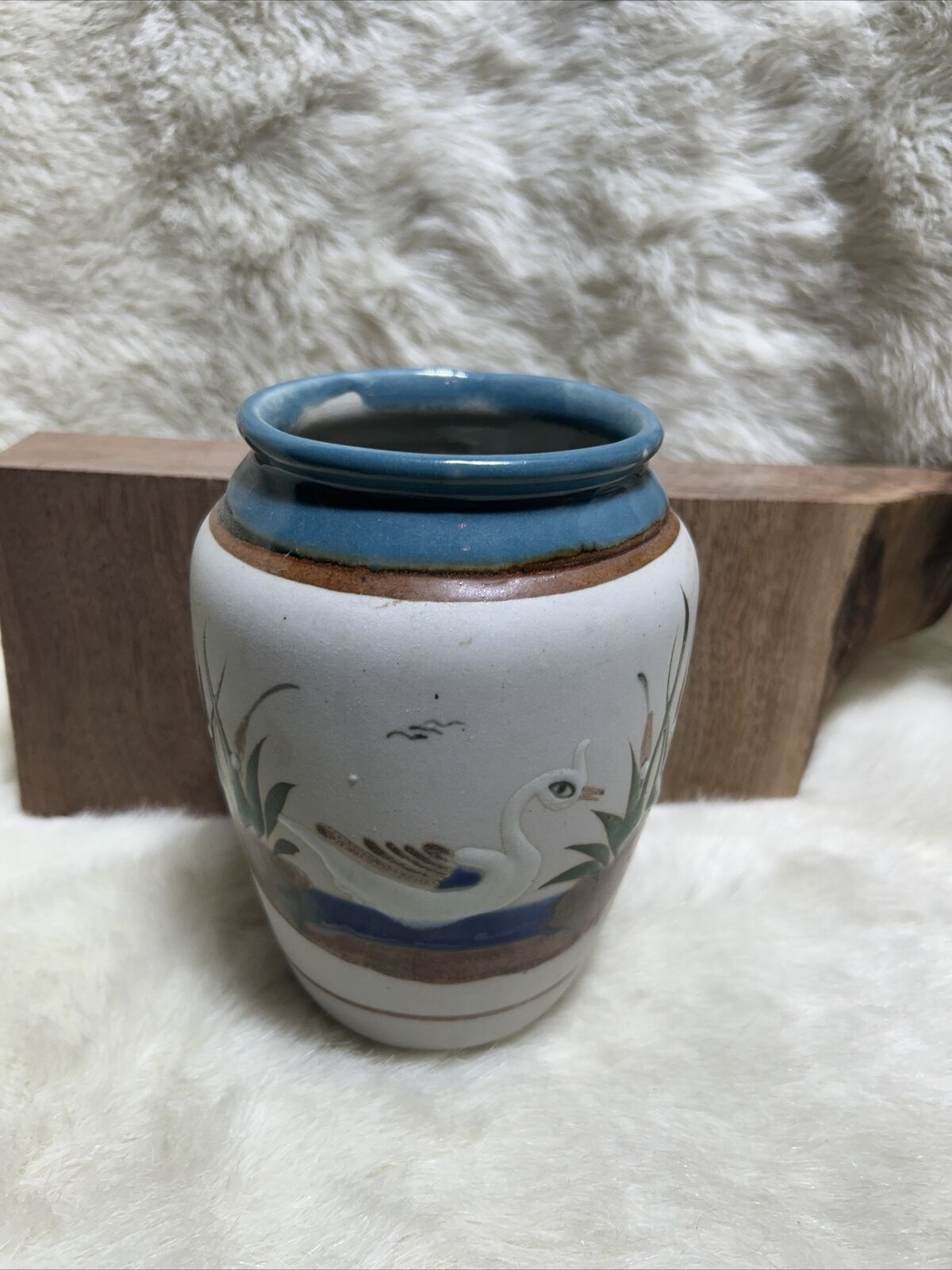 Mexico Pottery Vase Blue Brown Heron Bird Reed Grass Floral