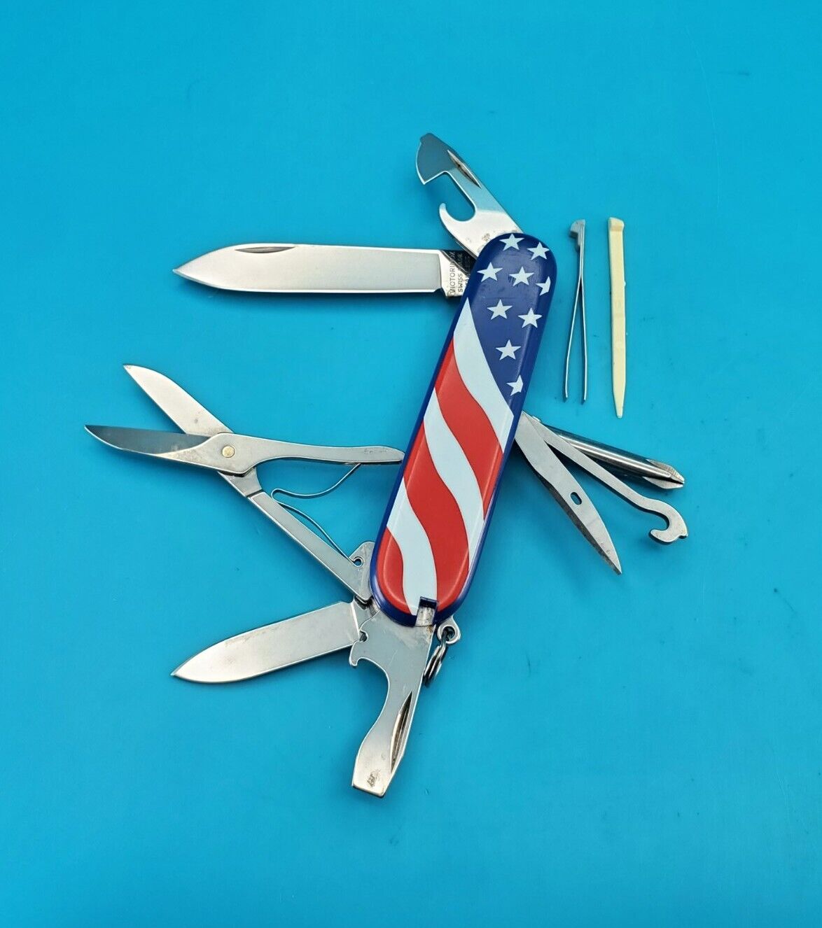 Victorinox Super Tinker Swiss Army Knife Multi Tool USA AMERICAN FLAG SCALES