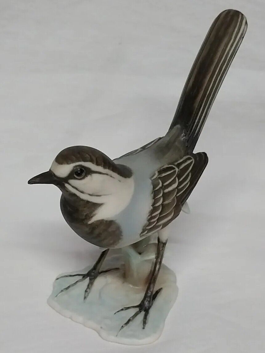 AK Kaiser West Germany Bird Figurine - Number 468
