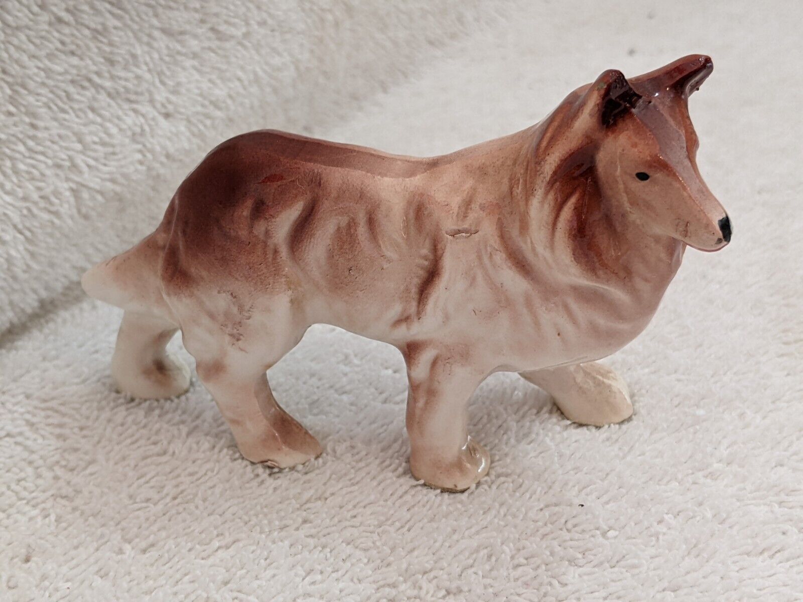 Vintage Collie Dog Figurine Ceramic Lassie Standing Japan 5\