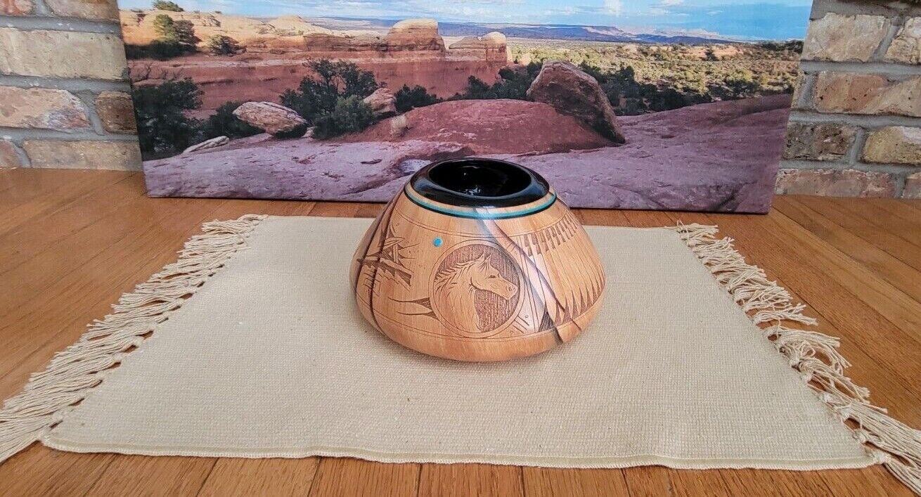 Native art Navajo Pottery by Dwayne Blackhorse etched vase collector piece DB020